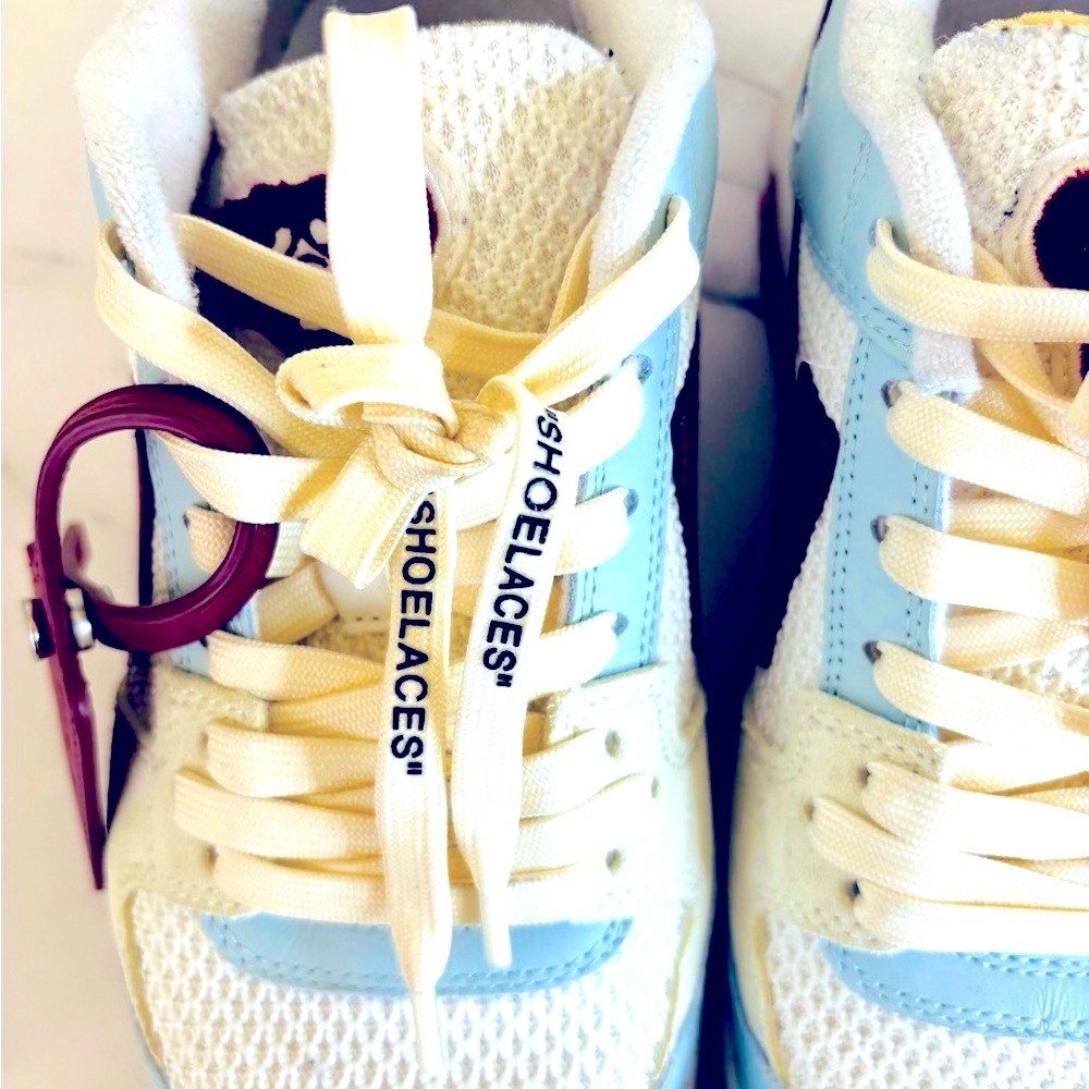 Off-White Sneakers in Cream and Burgundy - Picture 9 of 16